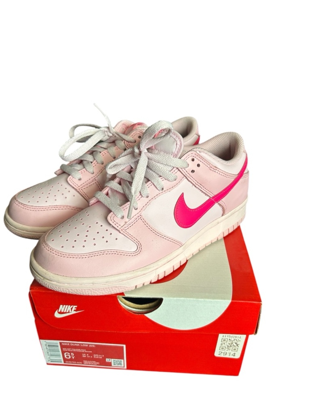 Nike Dunk Low Triple Pink